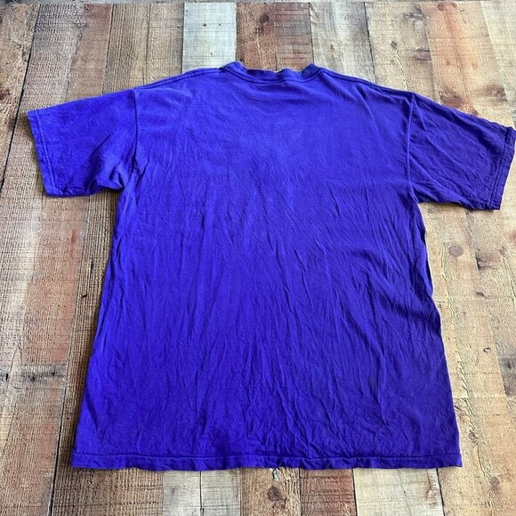 Disney Mickey Unlimited womens vintage embroidered  short sleeve t-shirt -XL - Picture 8 of 8